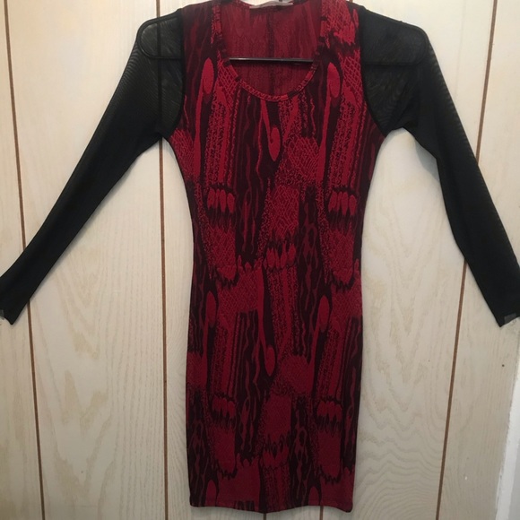 Women short dress sheer sleeves - Picture 2 of 4